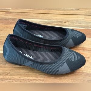 Skechers Cleo Wham Pointed Toe Flats